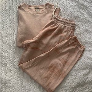 Gap Pink Tie dye sweatsuit